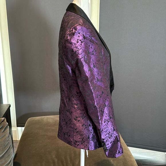 Men’s Purple Paisley Tuxedo Jacket Prom Party Wedding Size 30 NWOT - Picture 4 of 11